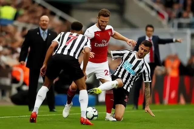 周琦10+10首钢力克辽宁 杨瀚森12分青岛胜四川